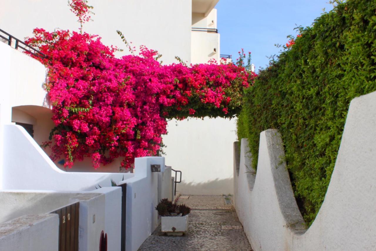 Cozy And Stylish Studio Apt Just 800M From The Beach - New On Booking! Albufeira Exterior foto